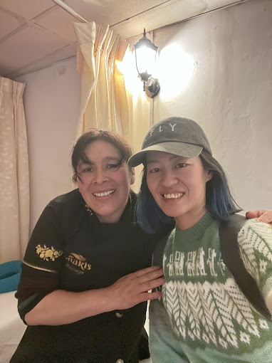 Happy customer at Makis Massage Cusco